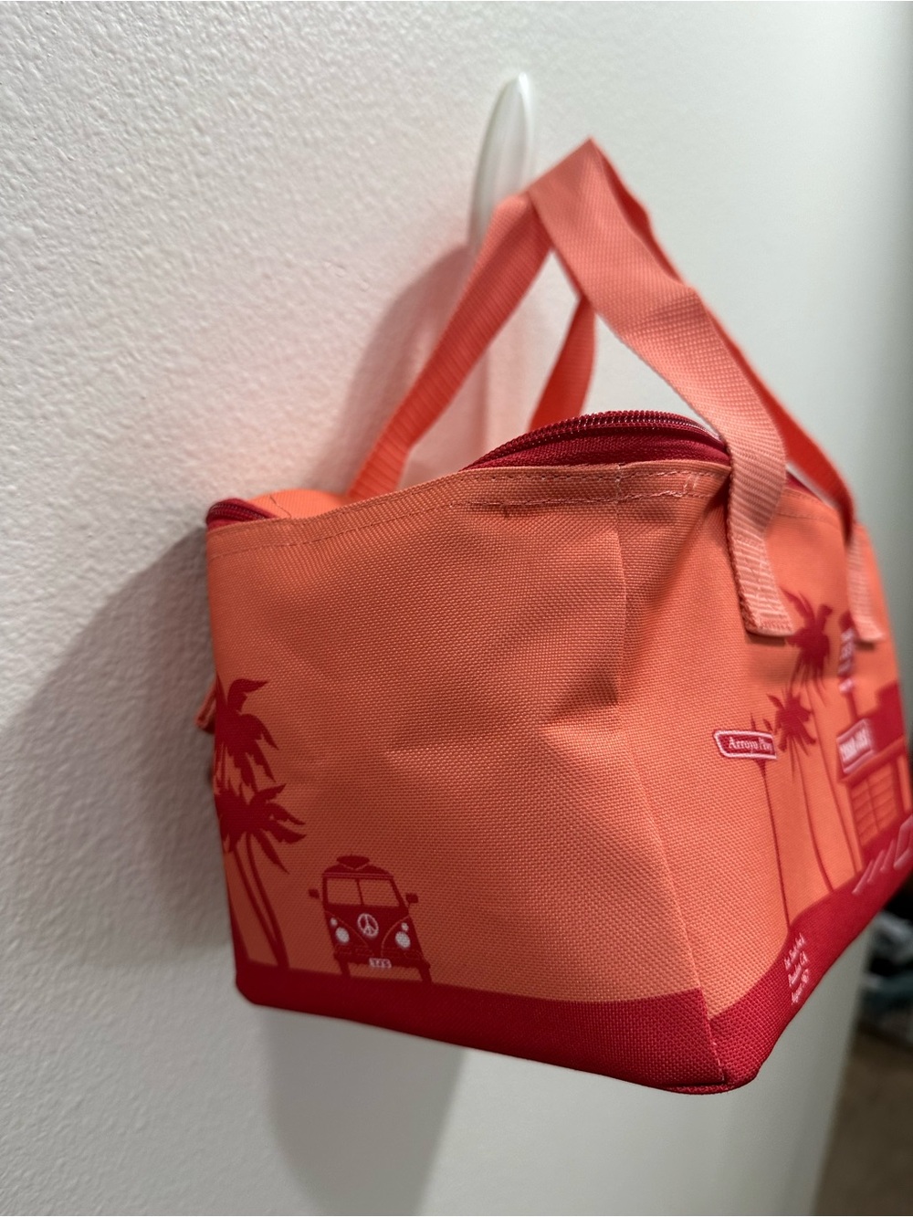 Trader Joe's Coral & Red Insulated Mini Lunch Tote Bag zipper - Picture 3 of 6